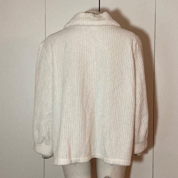 Collections Etc Women's Soft Fleece Button Front Bed Jacket pockets XXLarge - Picture 6 of 7